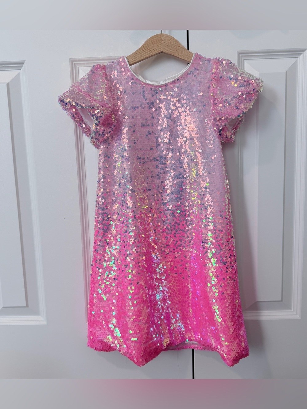 2Bonnies Girls Sequin Ombre Pink Puff Sleeves Dress size 6